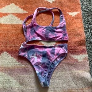 One piece swim suit